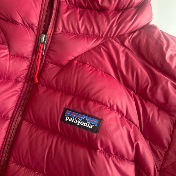 Patagonia Men’s Down Jacket Size Large - Picture 2 of 3